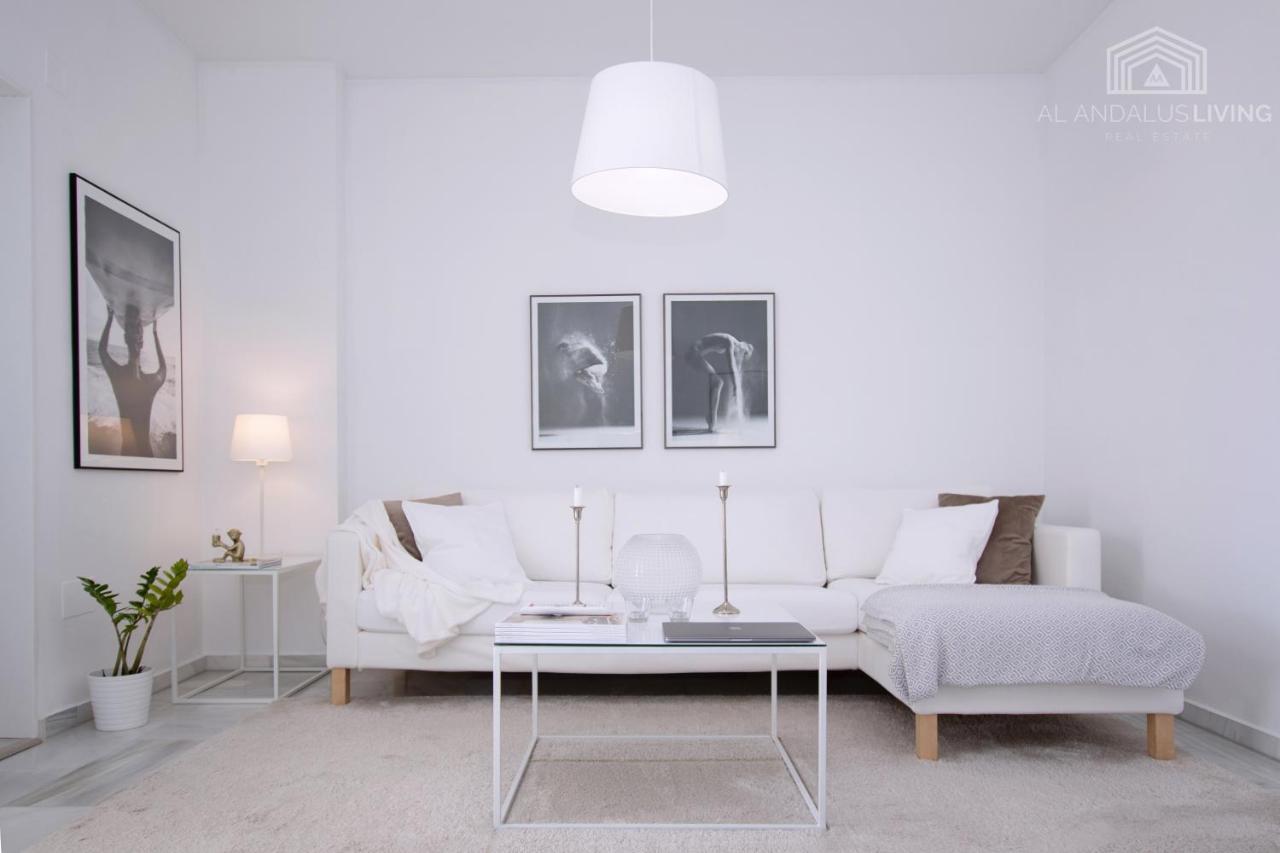 Scandinavian Style Apartment With Amazing Sea Views And South West Facing Sunny Terrace In Miraflores Walking Distance To The Beach! Málaga Esterno foto