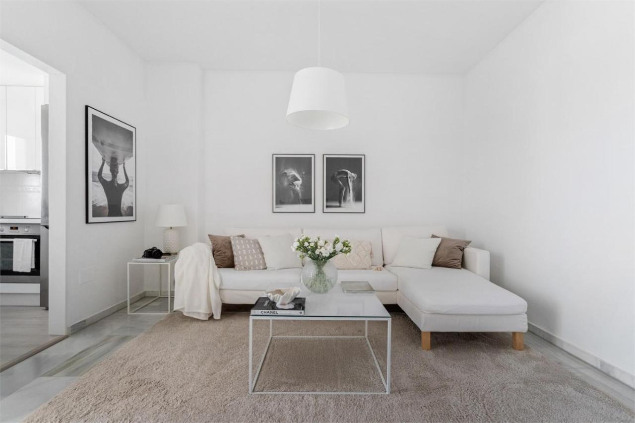 Scandinavian Style Apartment With Amazing Sea Views And South West Facing Sunny Terrace In Miraflores Walking Distance To The Beach! Málaga Esterno foto